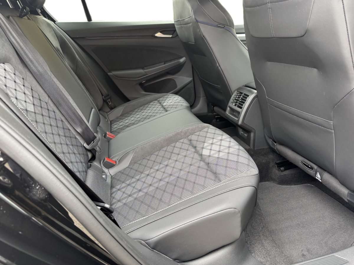 Fahrzeugbild eines Volkswagen Golf