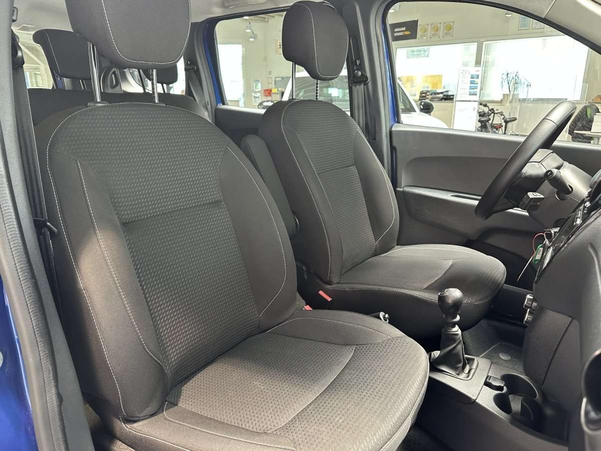 Fahrzeugbild eines Dacia Lodgy