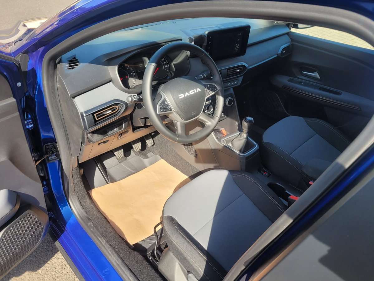 Fahrzeugbild eines Dacia Sandero