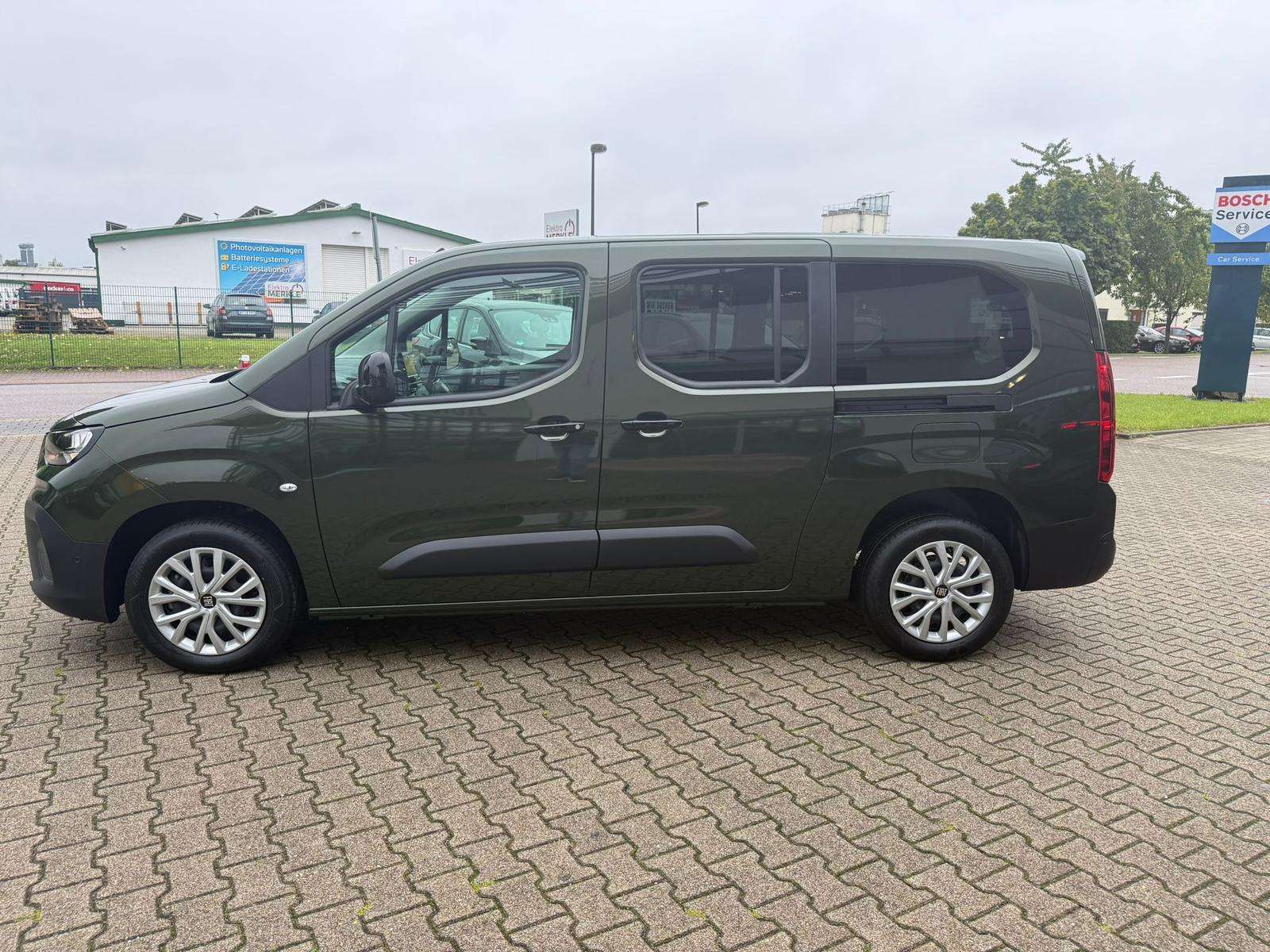 Fahrzeugbild eines Fiat Doblò