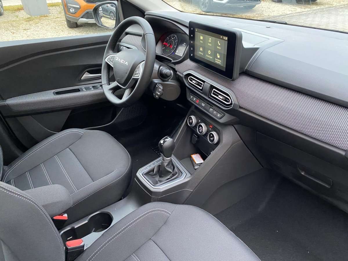 Fahrzeugbild eines Dacia Sandero