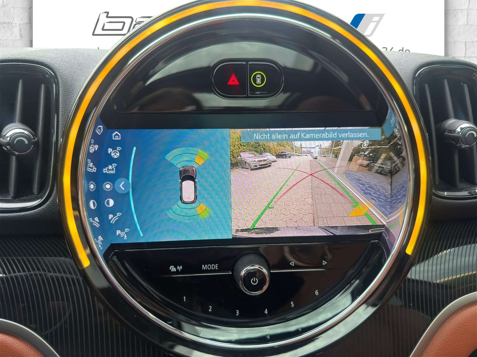 Fahrzeugbild eines MINI COOPER
