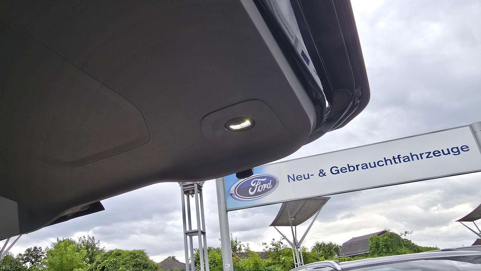 Fahrzeugbild eines Ford Tourneo Custom