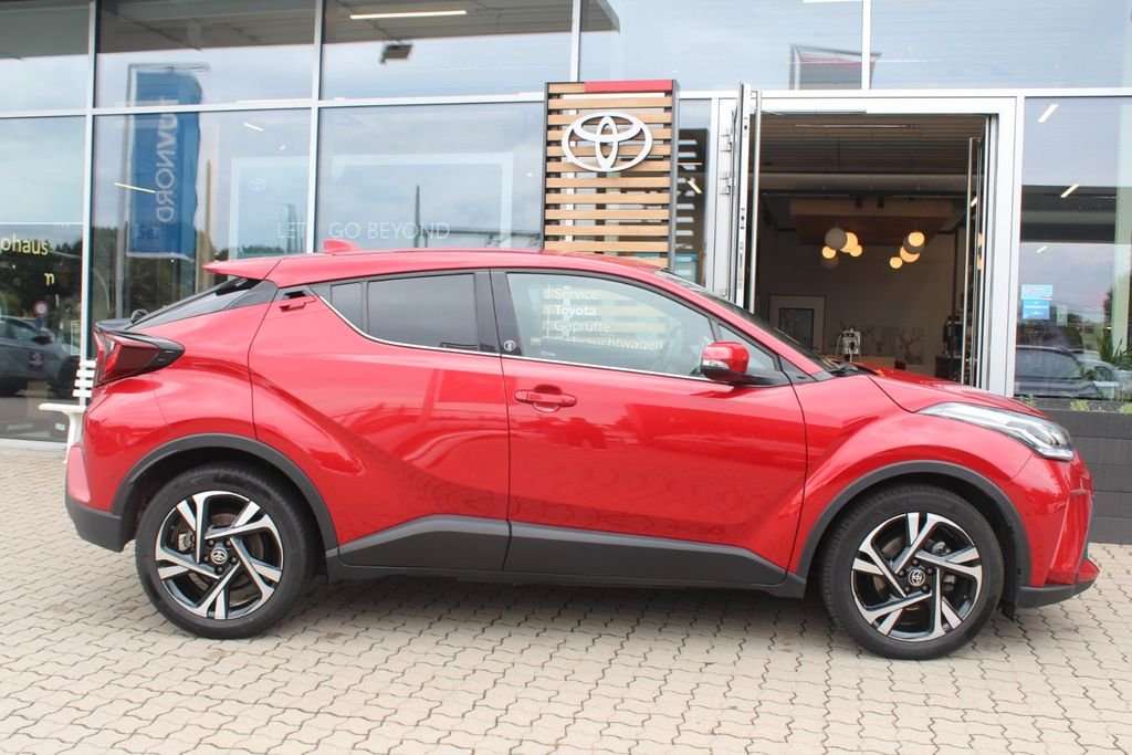 Fahrzeugbild eines Toyota C-HR