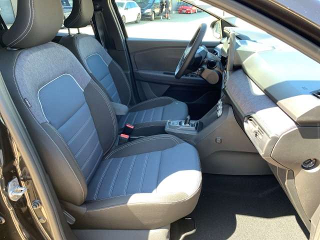 Fahrzeugbild eines Dacia Jogger
