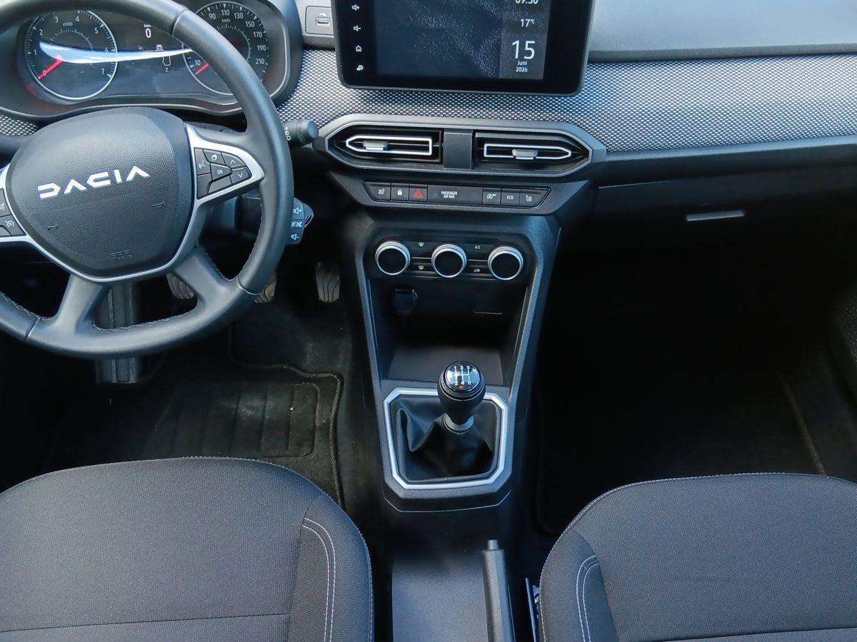 Fahrzeugbild eines Dacia Sandero