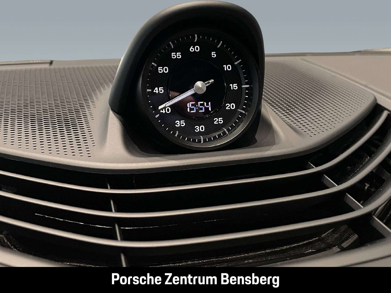 Fahrzeugbild eines Porsche Taycan