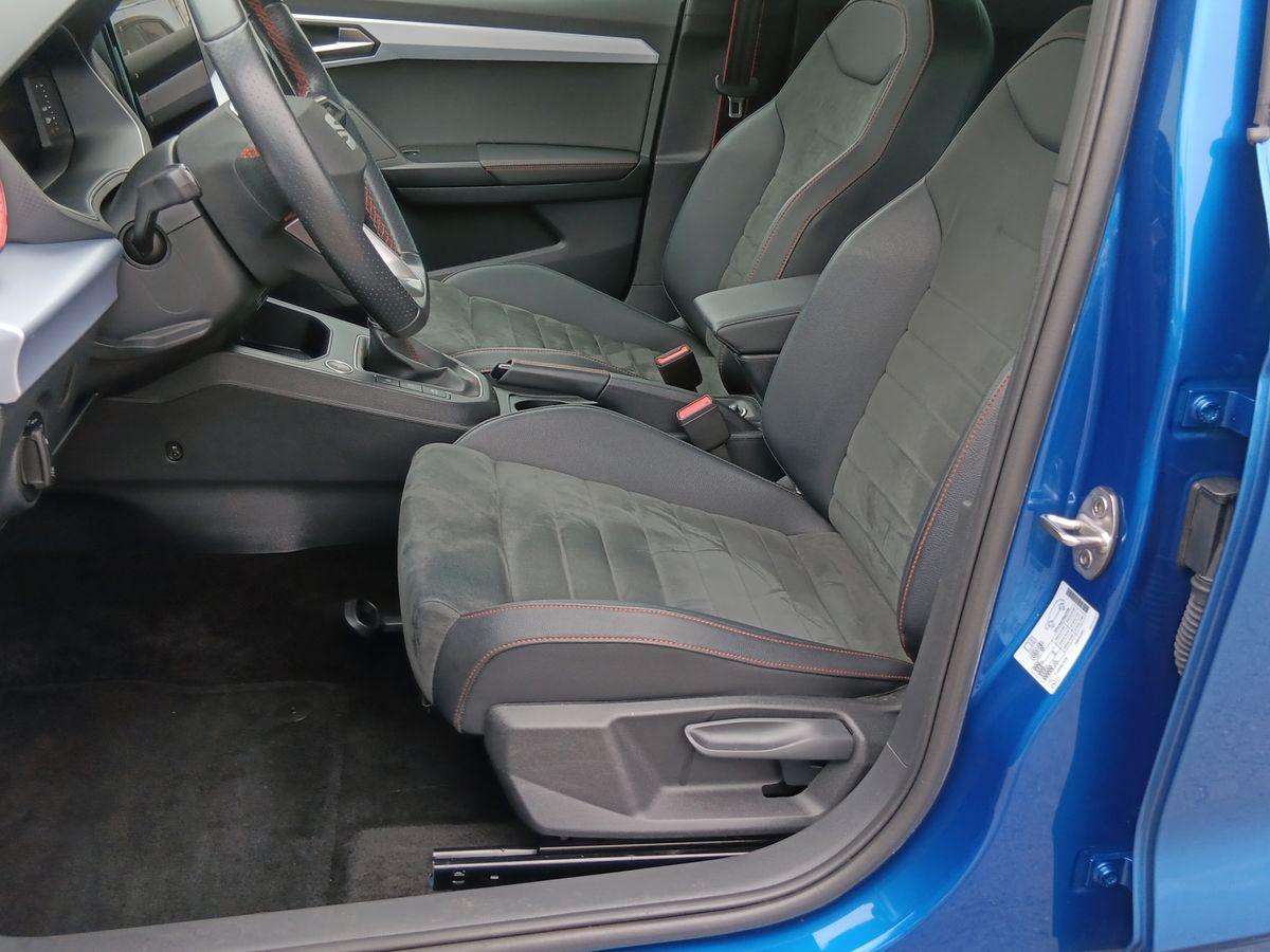 Fahrzeugbild eines SEAT Ibiza