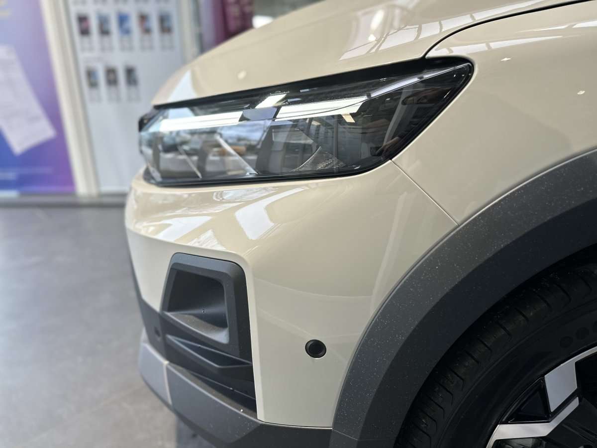 Fahrzeugbild eines Dacia Jogger