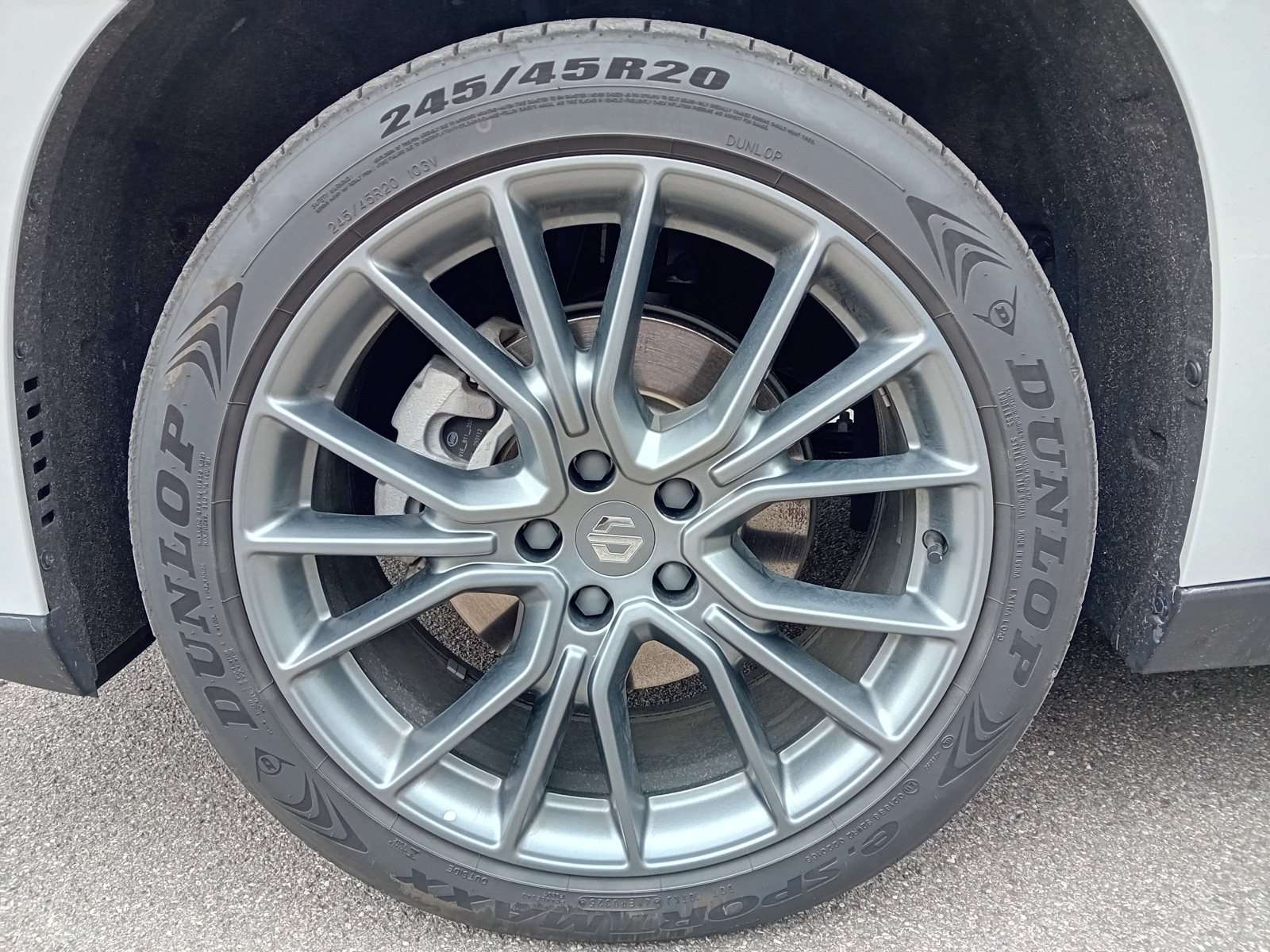 Fahrzeugbild eines Leapmotor C10