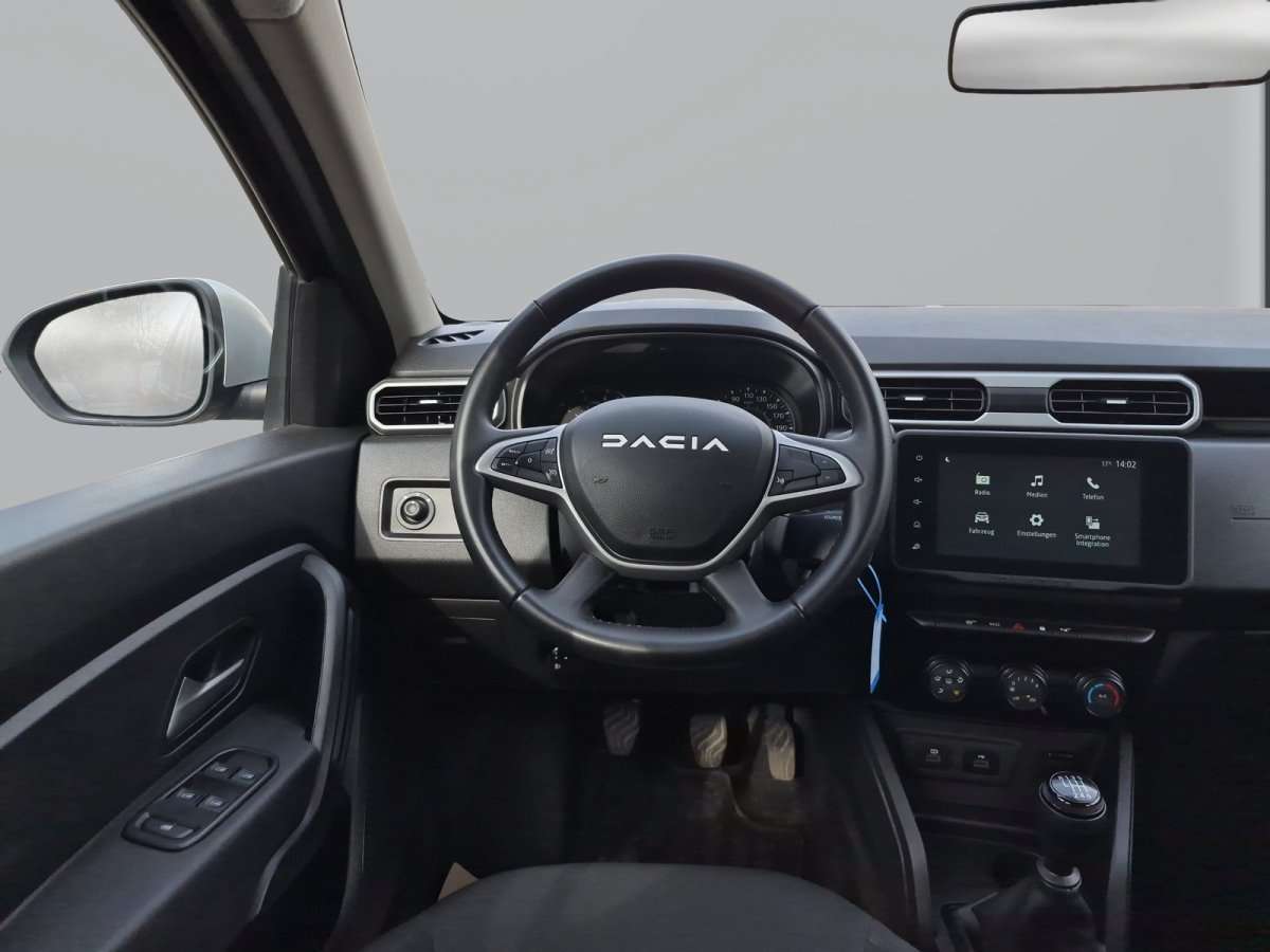 Fahrzeugbild eines Dacia Duster