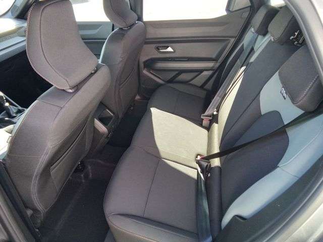 Fahrzeugbild eines Dacia Duster