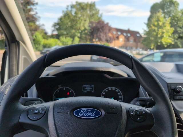 Fahrzeugbild eines Ford Transit Connect