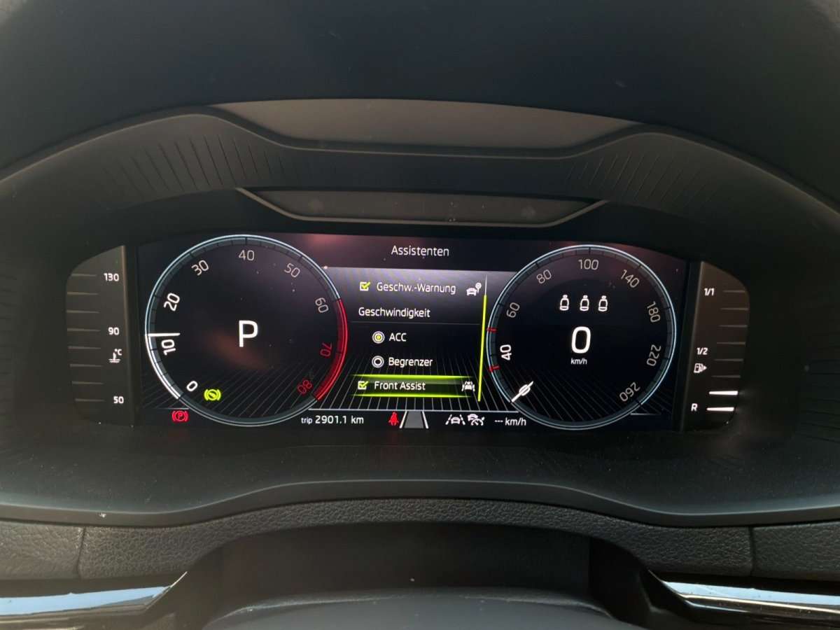 Fahrzeugbild eines Skoda Karoq