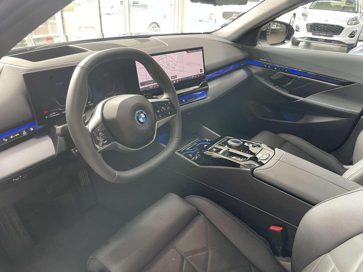 Fahrzeugbild eines BMW 5er-Reihe
