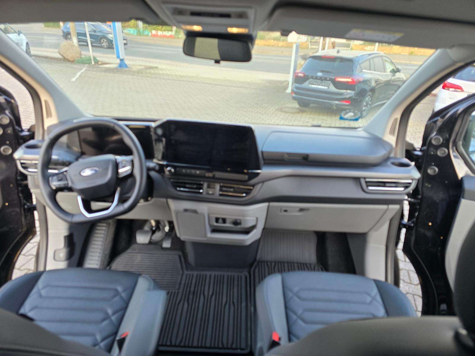 Fahrzeugbild eines Ford Tourneo Custom