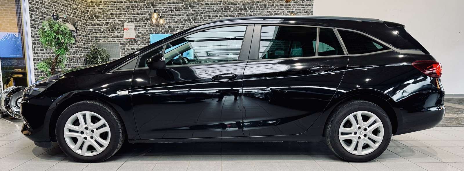 Fahrzeugbild eines Opel Astra
