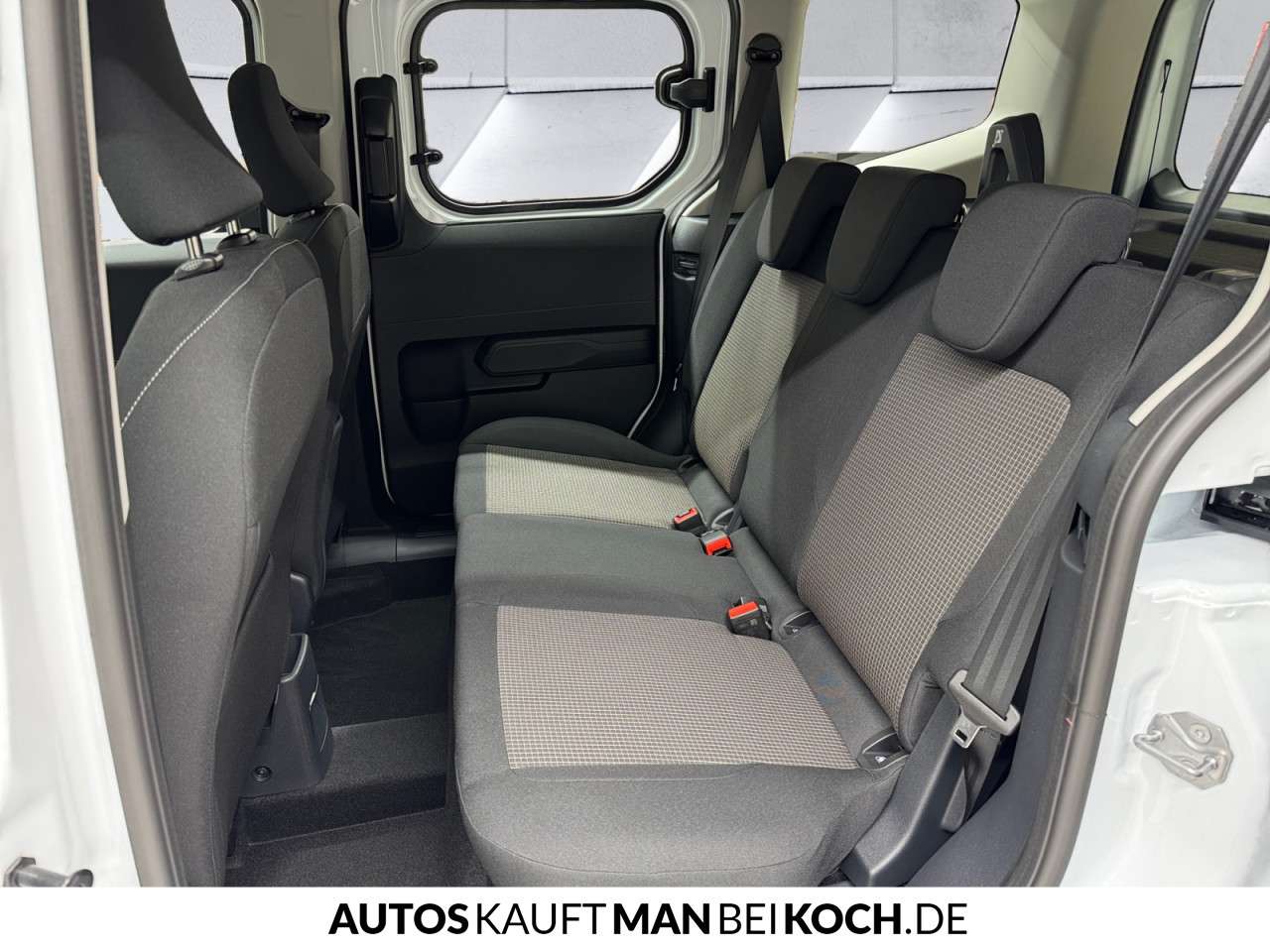 Fahrzeugbild eines Ford Tourneo Courier