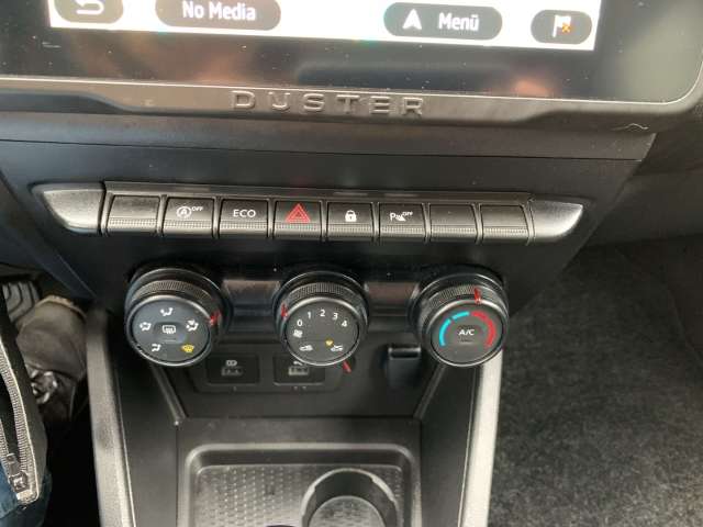 Fahrzeugbild eines Dacia Duster
