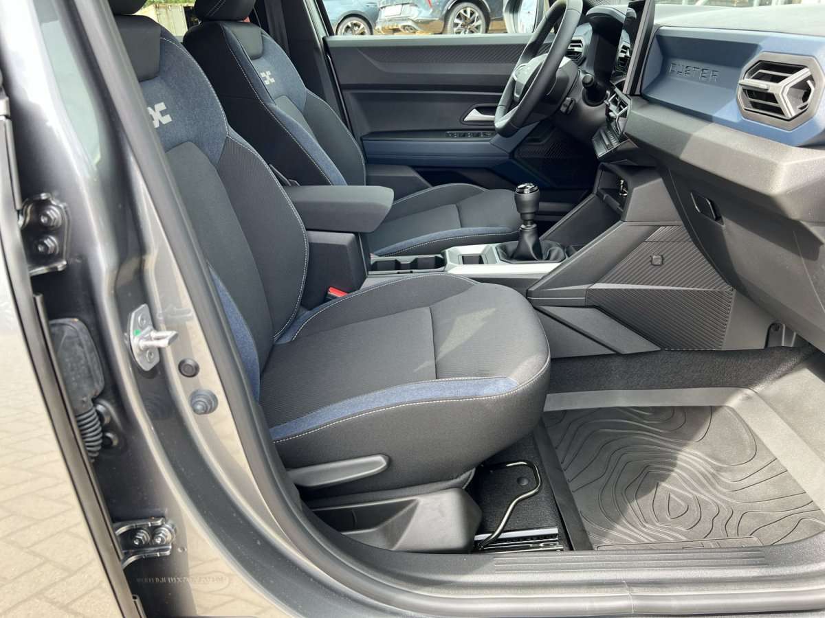 Fahrzeugbild eines Dacia Duster