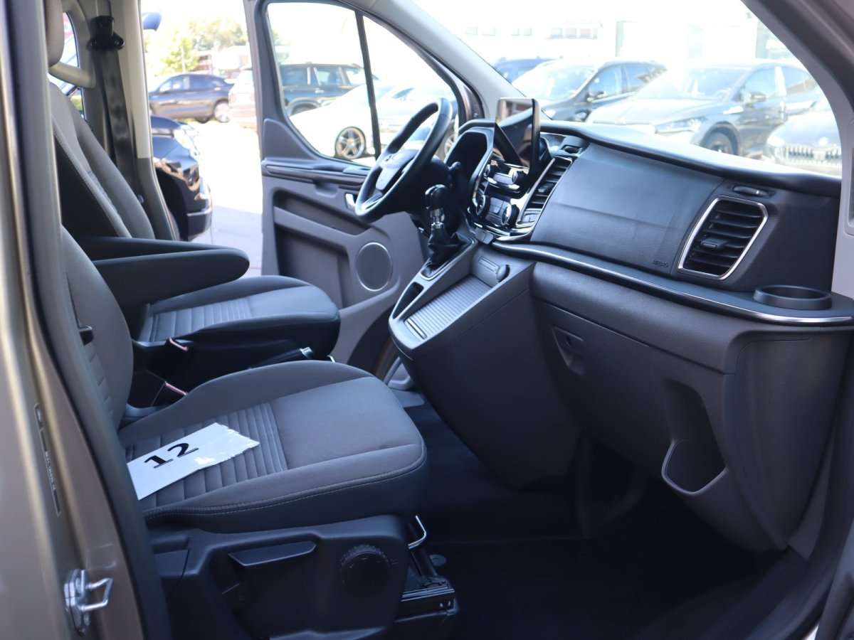 Fahrzeugbild eines Ford Tourneo Custom