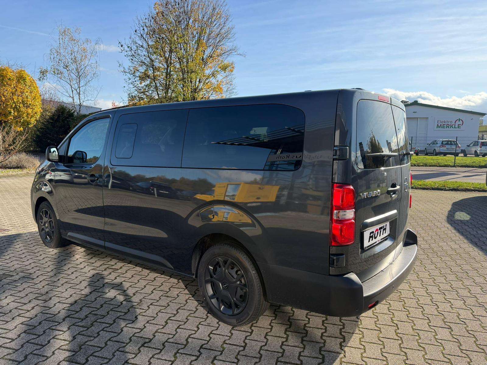 Fahrzeugbild eines Opel Vivaro