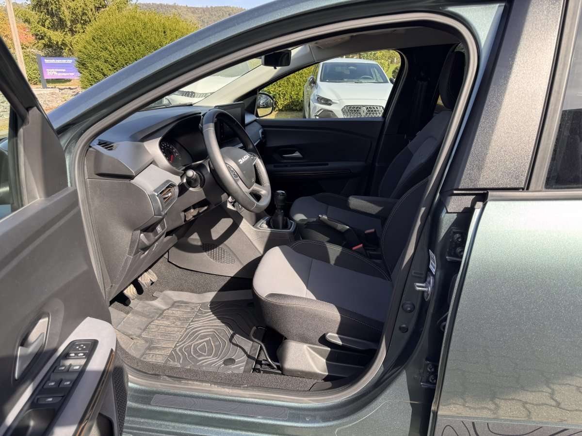 Fahrzeugbild eines Dacia Jogger