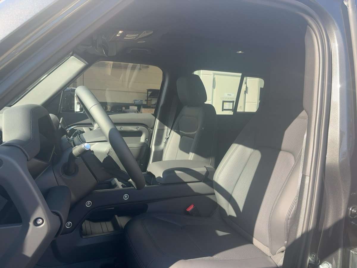 Fahrzeugbild eines Land Rover Defender