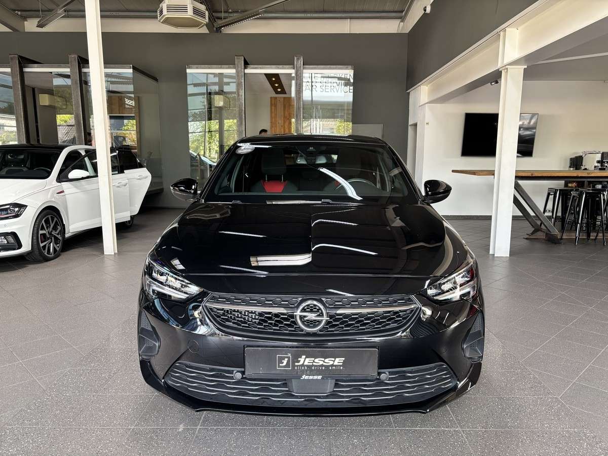 Fahrzeugbild eines Opel Corsa