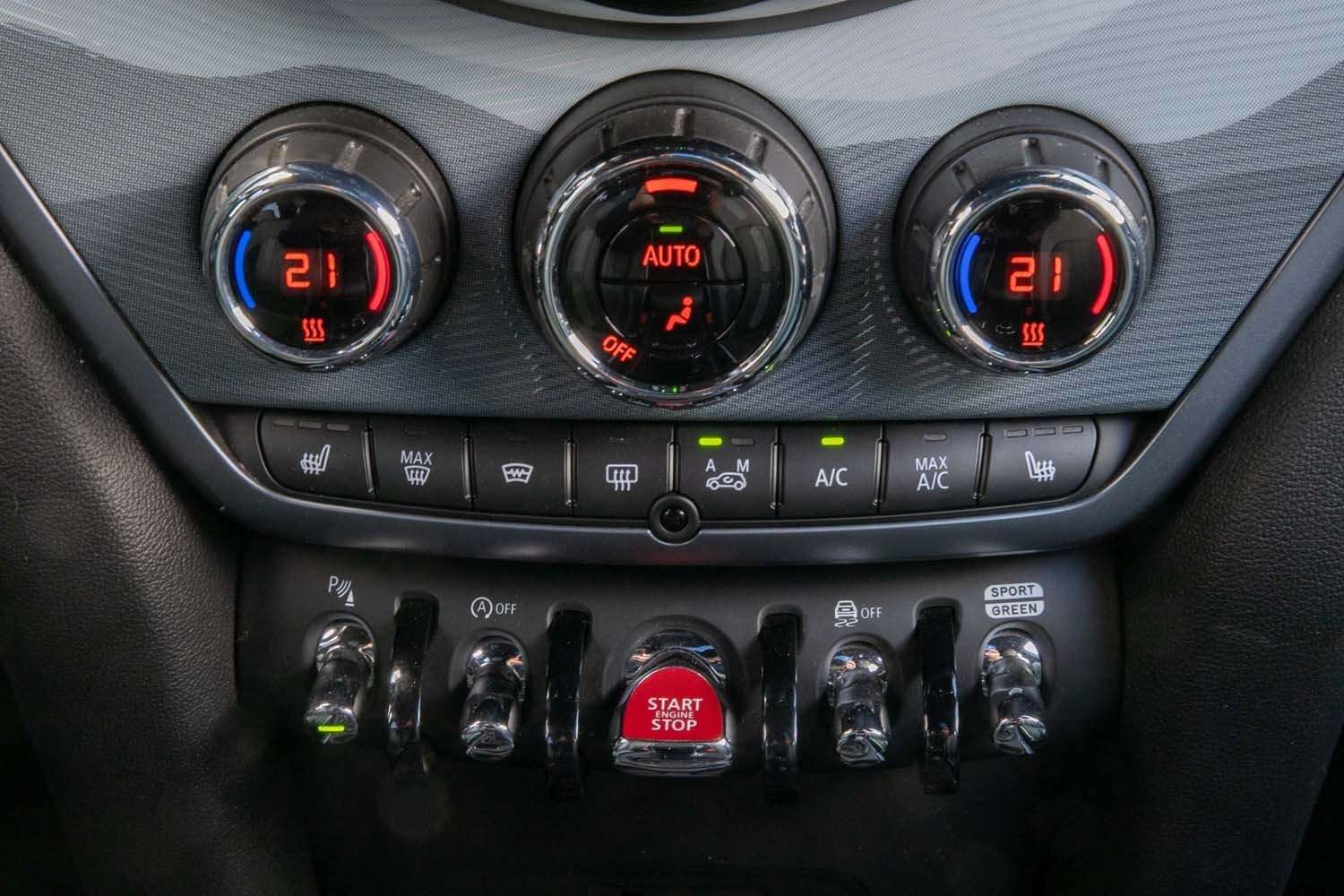 Fahrzeugbild eines MINI COOPER
