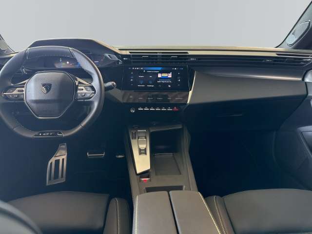 Fahrzeugbild eines Peugeot 408