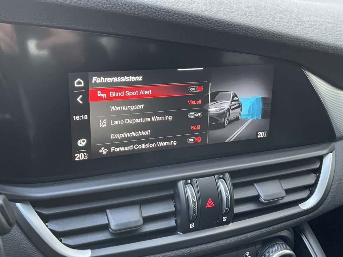 Fahrzeugbild eines Alfa Romeo Giulia