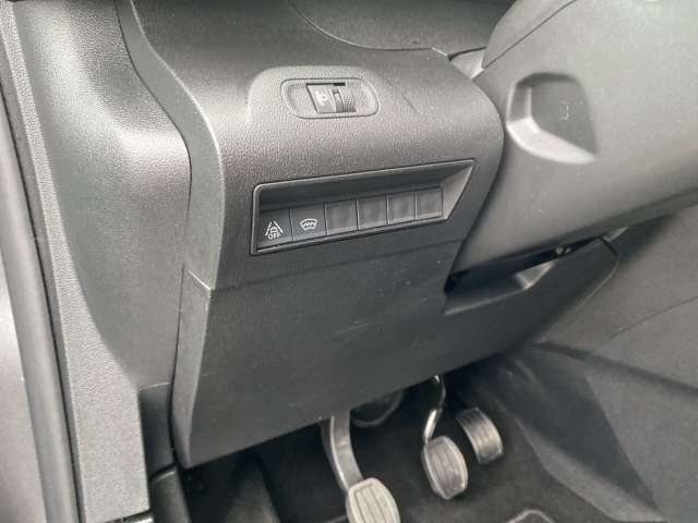 Fahrzeugbild eines Peugeot Rifter