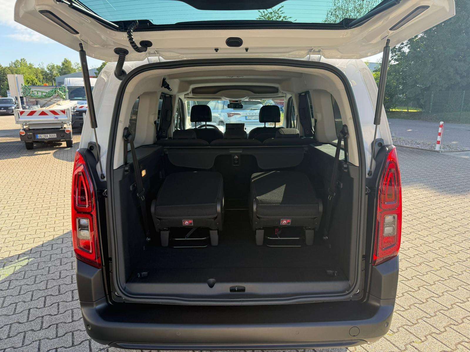 Fahrzeugbild eines Fiat Doblò