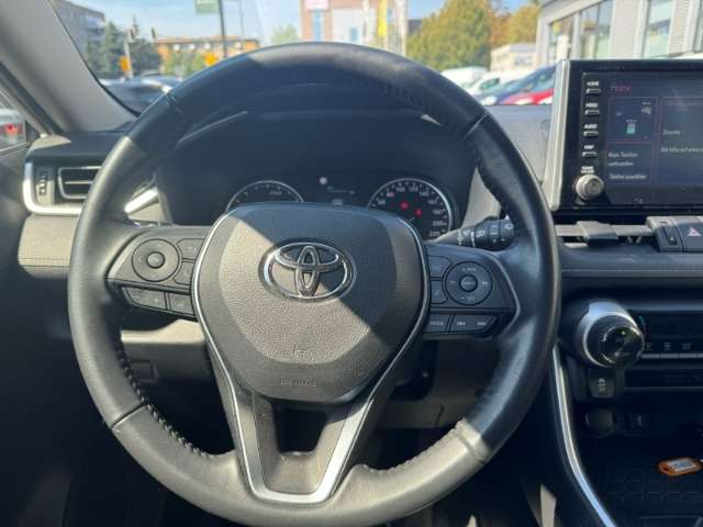 Fahrzeugbild eines Toyota RAV4