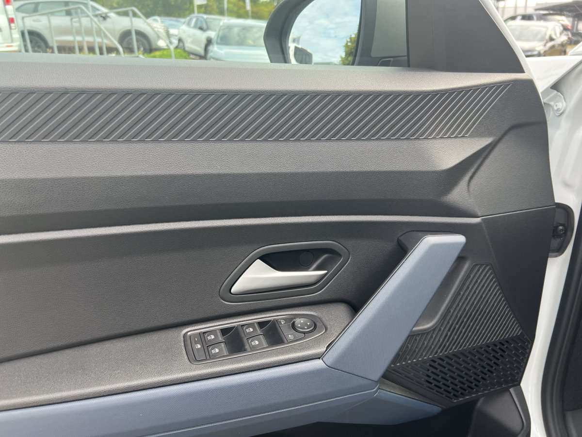 Fahrzeugbild eines Dacia Duster
