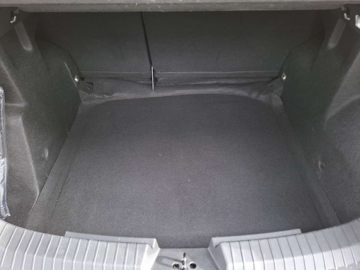 Fahrzeugbild eines Dacia Duster