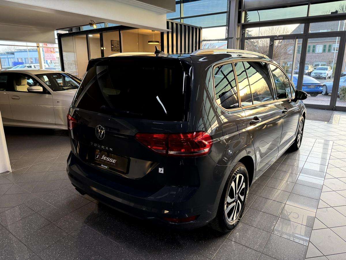 Fahrzeugbild eines Volkswagen Touran