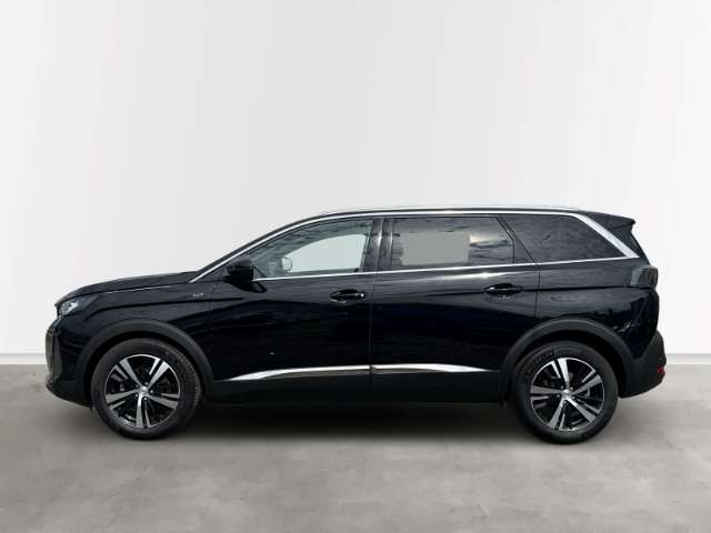 Fahrzeugbild eines Peugeot 5008