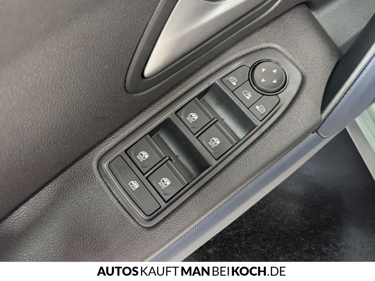 Fahrzeugbild eines Dacia Duster