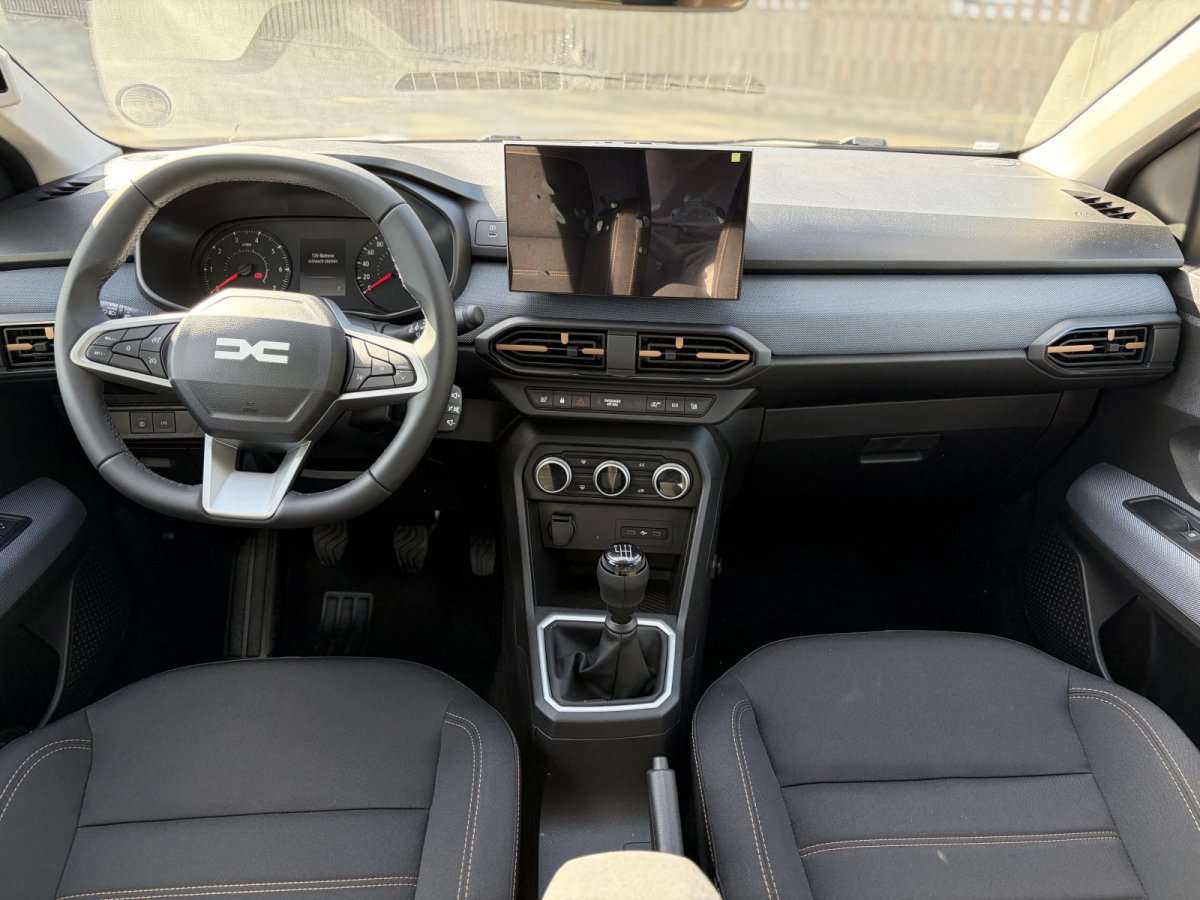 Fahrzeugbild eines Dacia Sandero