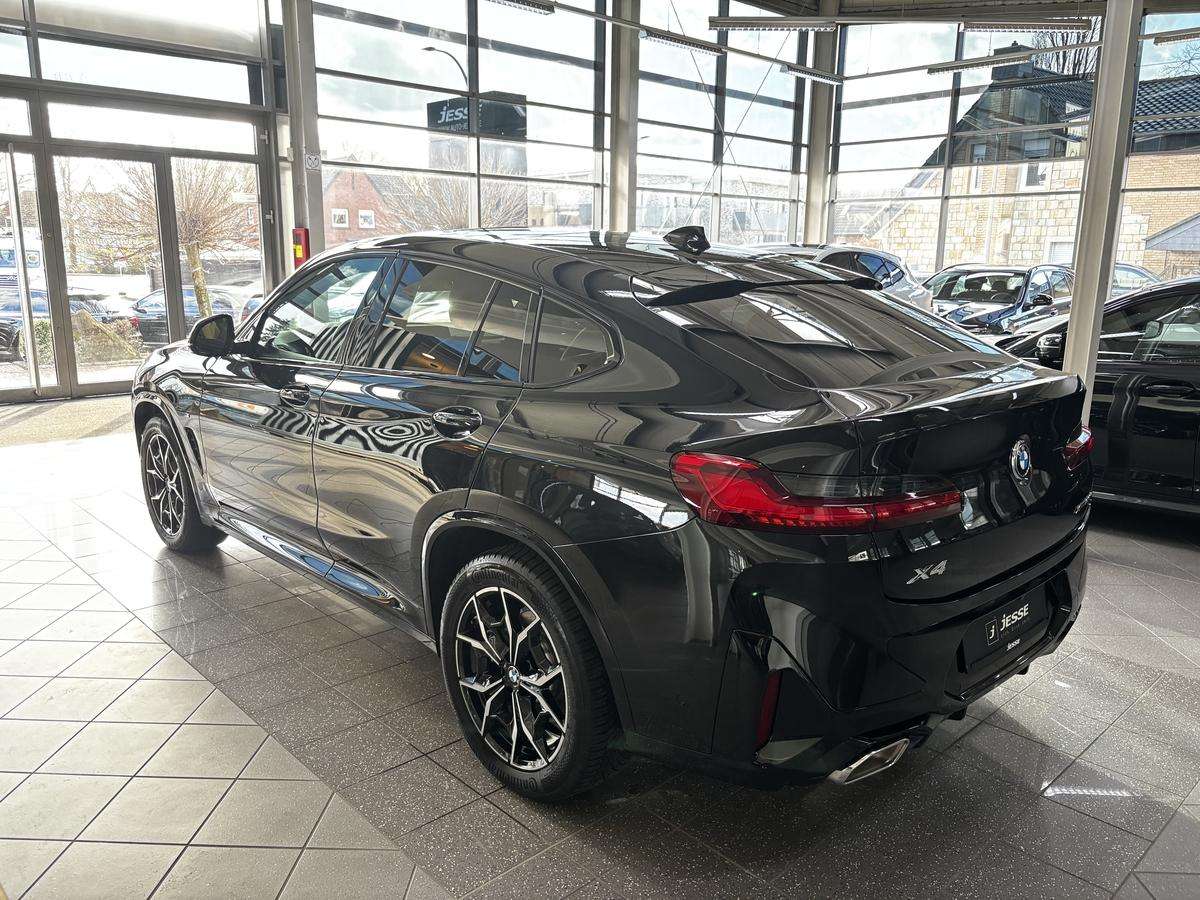 Fahrzeugbild eines BMW X4