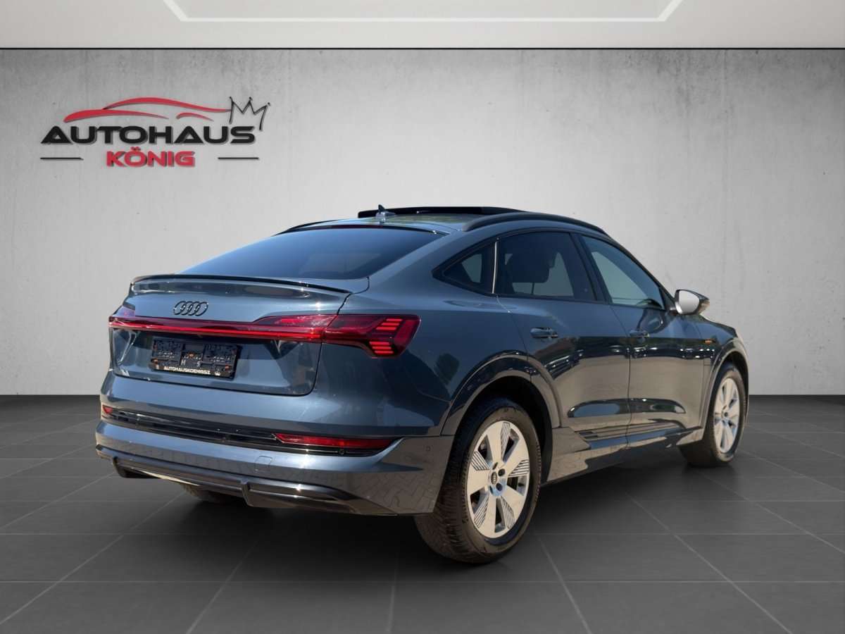 Fahrzeugbild eines Audi e-tron