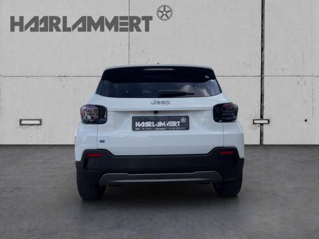 Fahrzeugbild eines Jeep Avenger