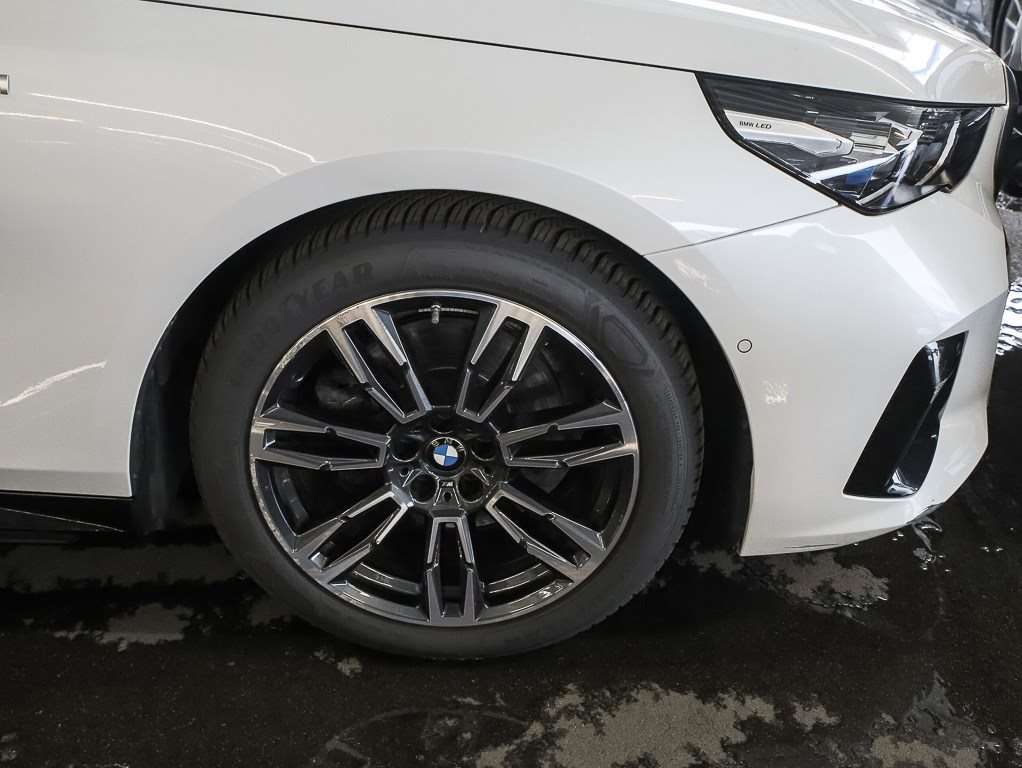 Fahrzeugbild eines BMW 5er-Reihe