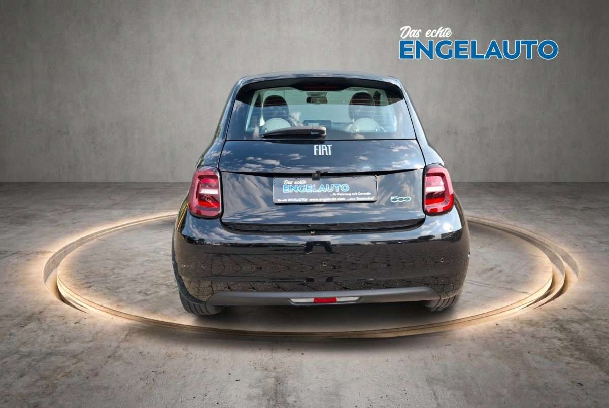 Fahrzeugbild eines Fiat 500