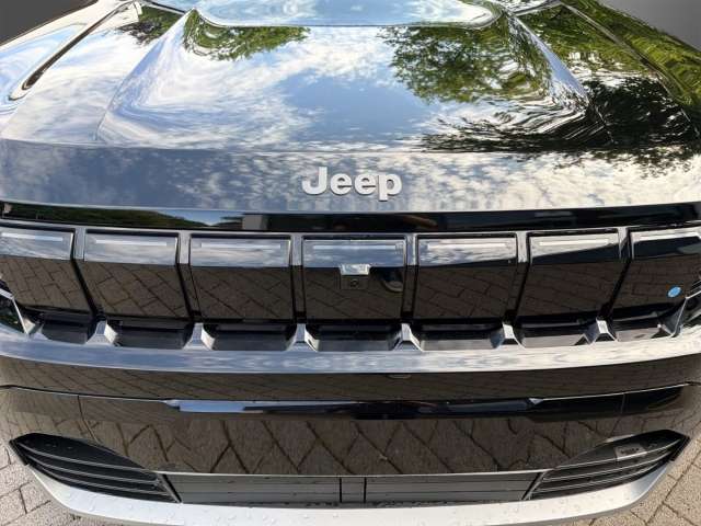 Fahrzeugbild eines Jeep Compass