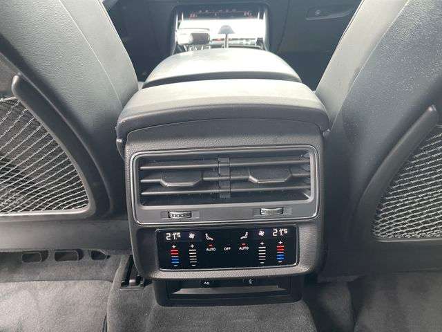 Fahrzeugbild eines Audi Q7