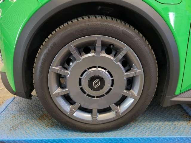 Fahrzeugbild eines Renault 5 E-TECH