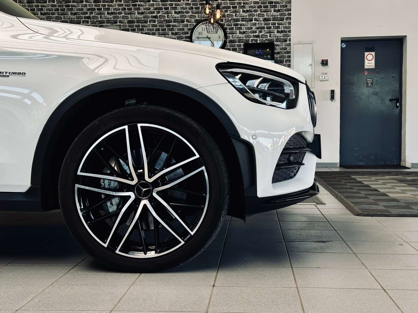 Fahrzeugbild eines Mercedes-Benz GLC